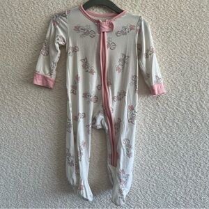 Disney Baby‎ Bamboo Stretch Minnie Mouse White One Piece Pajamas Size 0-3 Months